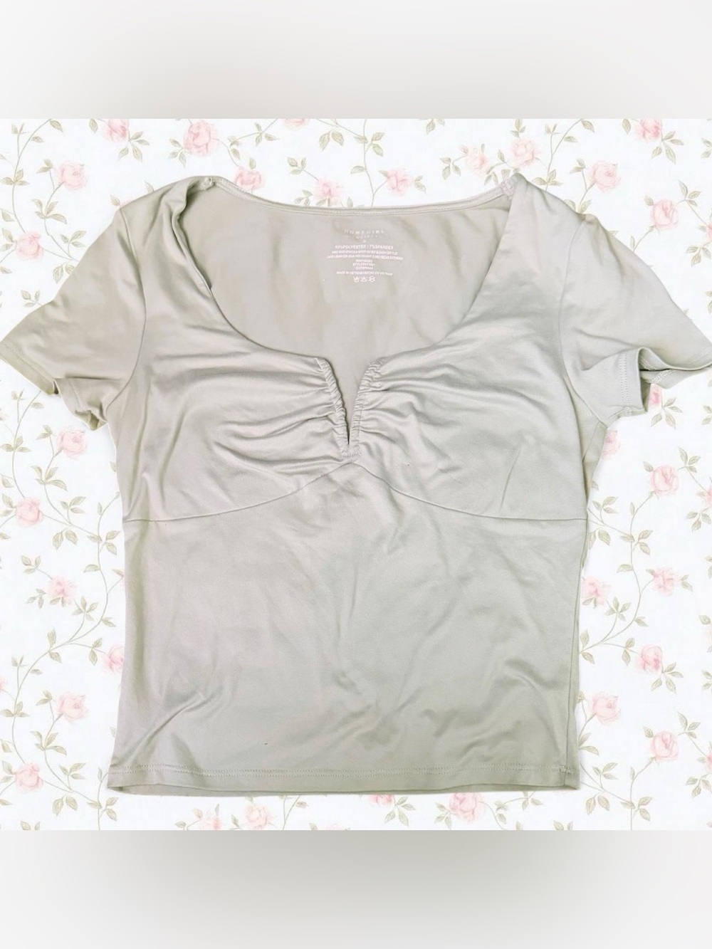 Women's Ruched Scoop Crop Top - Light Green